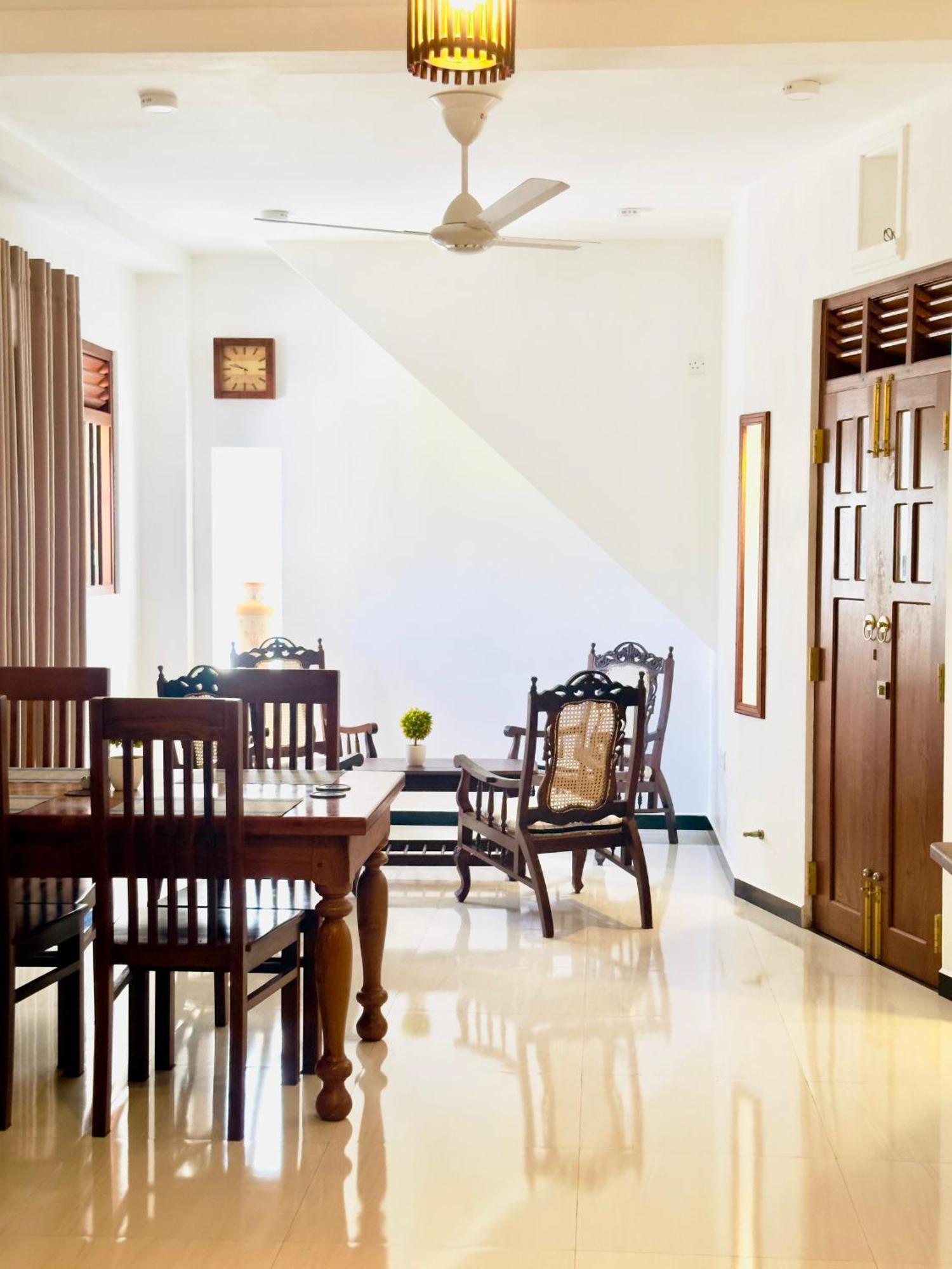 Villa Halcyon Rest à Hikkaduwa Extérieur photo